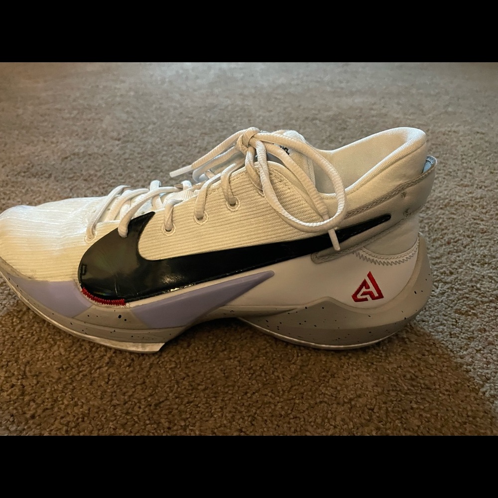 Nike Zoom freak 2 men's basketball shoes size 10